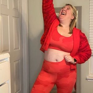 Aerie red camo sports bra